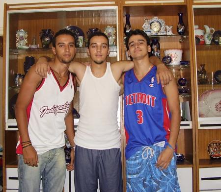 Yo , y Mis Hermanos Jawad y hicham !!!